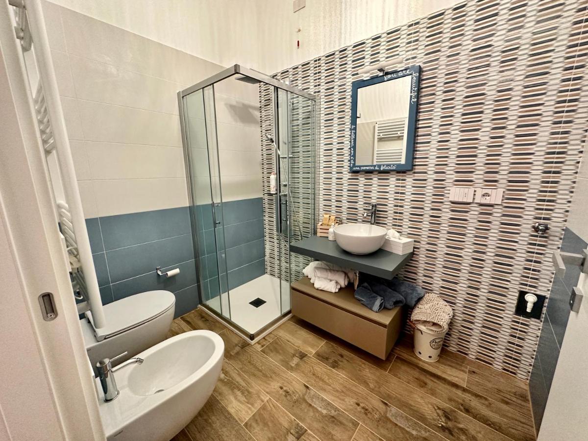 Bed Art Relaxing Suite - Appartamento Con Sauna Happiness Suite Gallery San Benedetto del Tronto Esterno foto